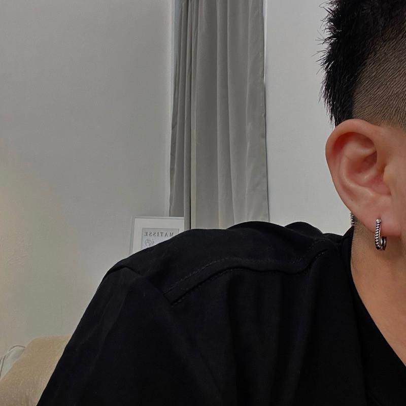 現貨 實拍 韓國空運 復古鏈條耳圈 u型 刻紋 鈦鋼 耳環 仿舊 鏈條-細節圖5