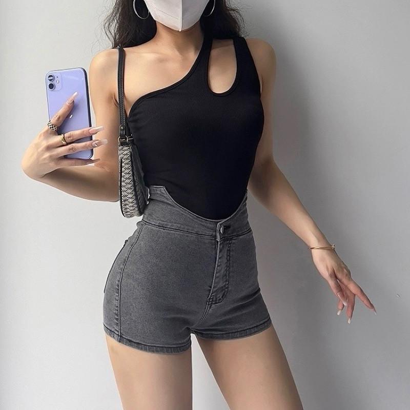 現貨 2色 大斜肩 露洞 性感 造型 背心-細節圖6