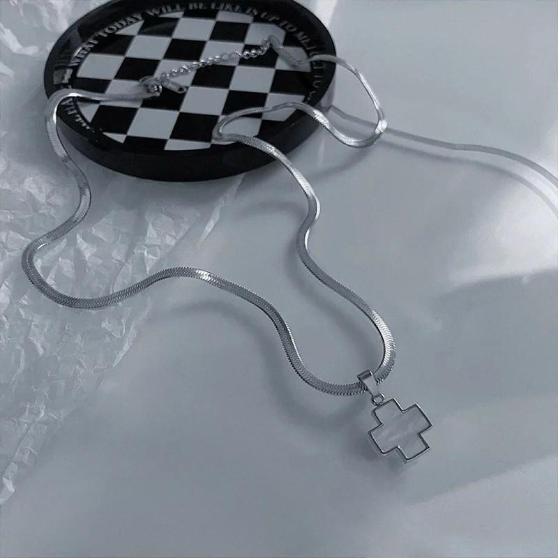 現貨 2色 美式四葉草 鈦鋼 項鍊 黑貝母 蛇鏈 彩貝 男 十字架 貝母 吊墜 簡約-細節圖8