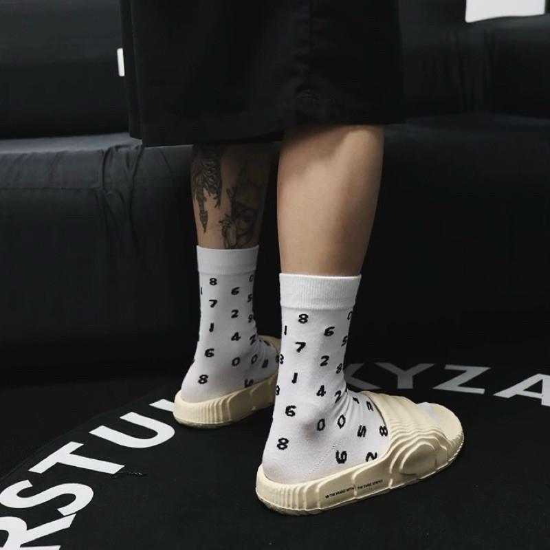 現貨 2色 滿版數字 中筒襪 長襪 短襪 黑白 運動 潮流 ins 男 女-細節圖3