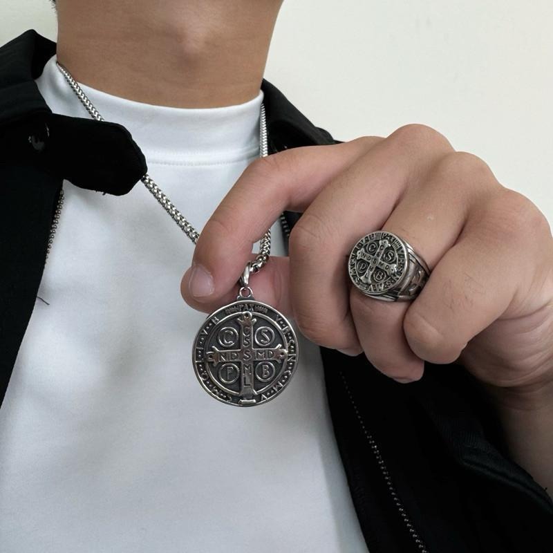 現貨 實拍 黑修士 仿舊 吊墜 鈦鋼 項鍊 聖母 驅魔 鐵牌 男 長鍊 SN157-細節圖8