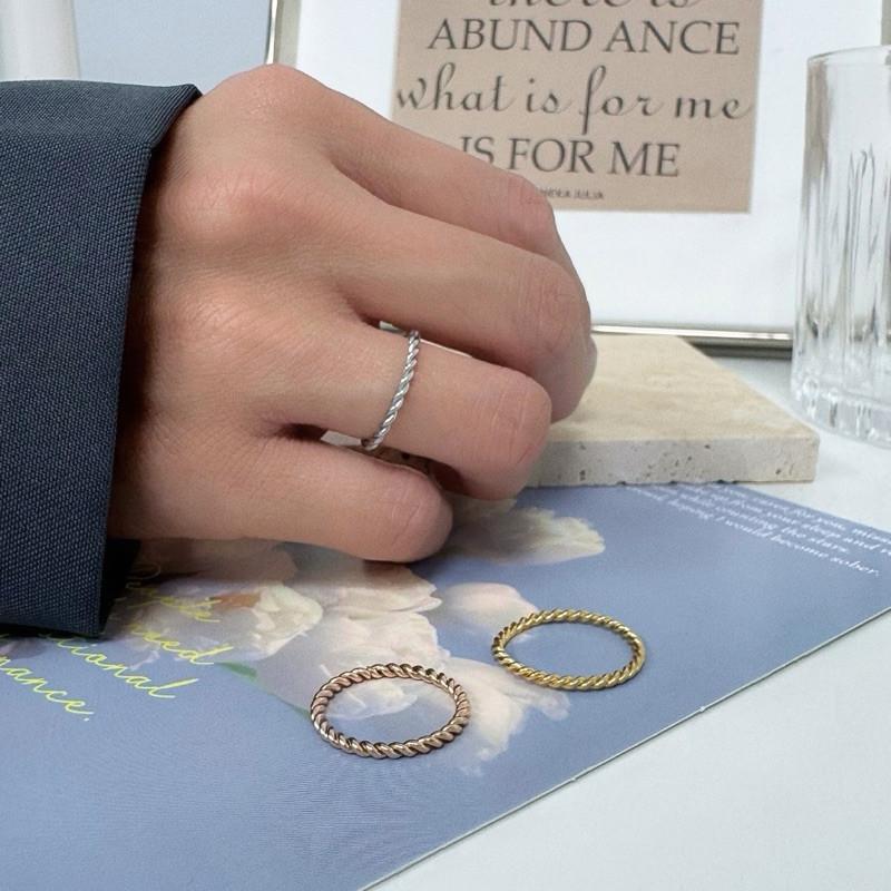 現貨 實拍 3色 細麻花 鈦鋼 戒指 細戒 尾戒 女 極簡 關節戒-細節圖6