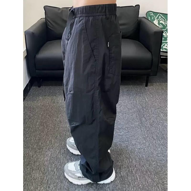 現貨 2色 剪裁感 降落傘褲 散兵褲 機能長褲 工裝 寬褲 速乾 男 垂墜 薄款 男生長褲-細節圖5