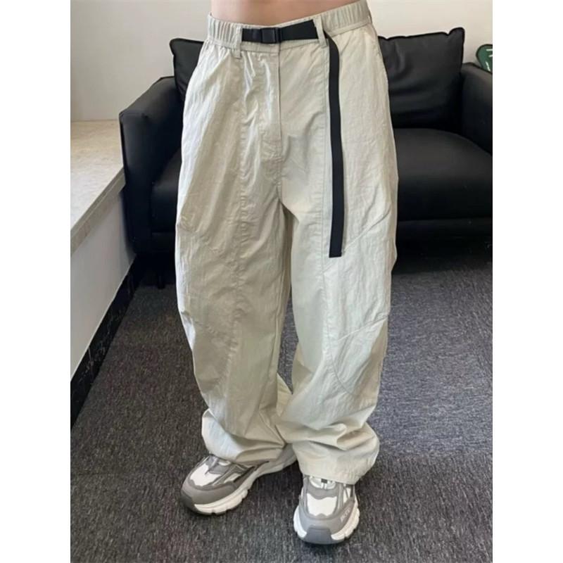 現貨 2色 剪裁感 降落傘褲 散兵褲 機能長褲 工裝 寬褲 速乾 男 垂墜 薄款 男生長褲-細節圖8