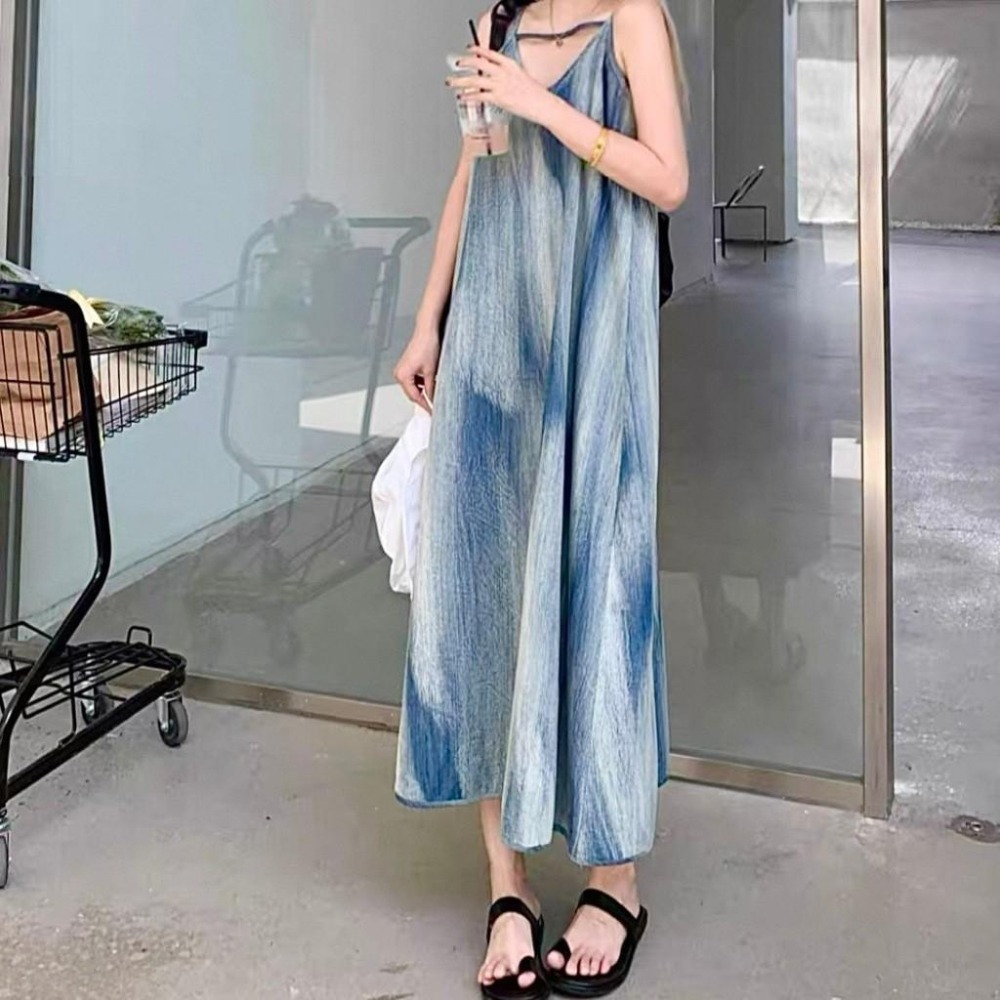 現貨 海洋藍 飄逸修身長洋裝 渲染 洋裝 涼感 背心裙 海島 可調肩帶 背心裙 ST055-細節圖6