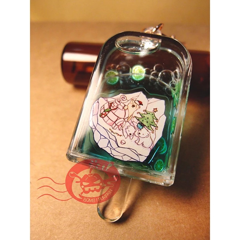 原創南北極小動物 || 北極熊與企鵝IN冰山 - 入油壓克力冰棒吊飾 ||【Bomb!Pumpkin】-細節圖3