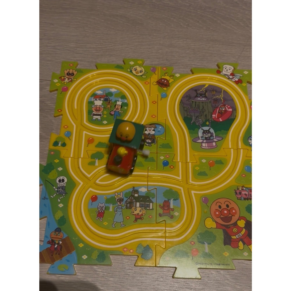 9成新麵包超人遙控車+拼圖車-細節圖2