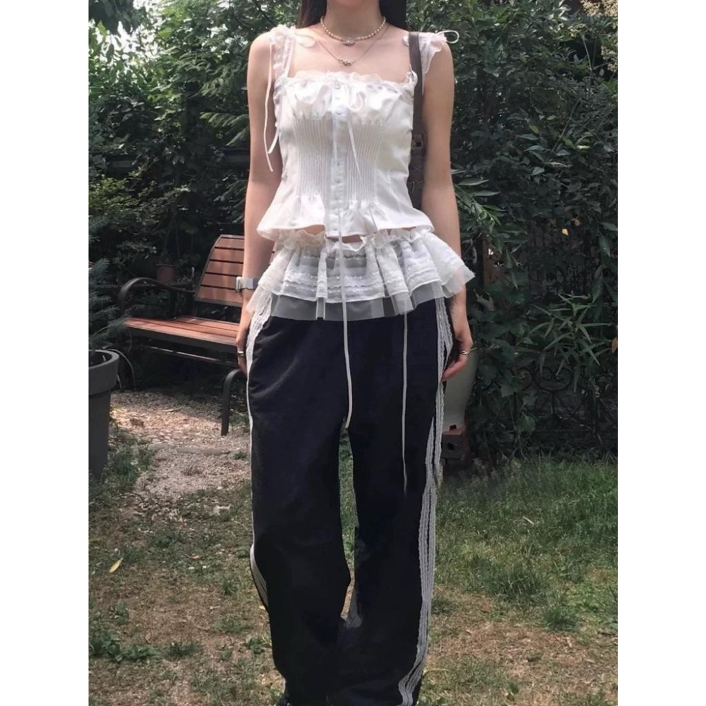 𝑩𝑶𝑾𝑨˚✿˖ 選品｜夏季復古純慾拼接褶皺蕾絲上衣-細節圖4