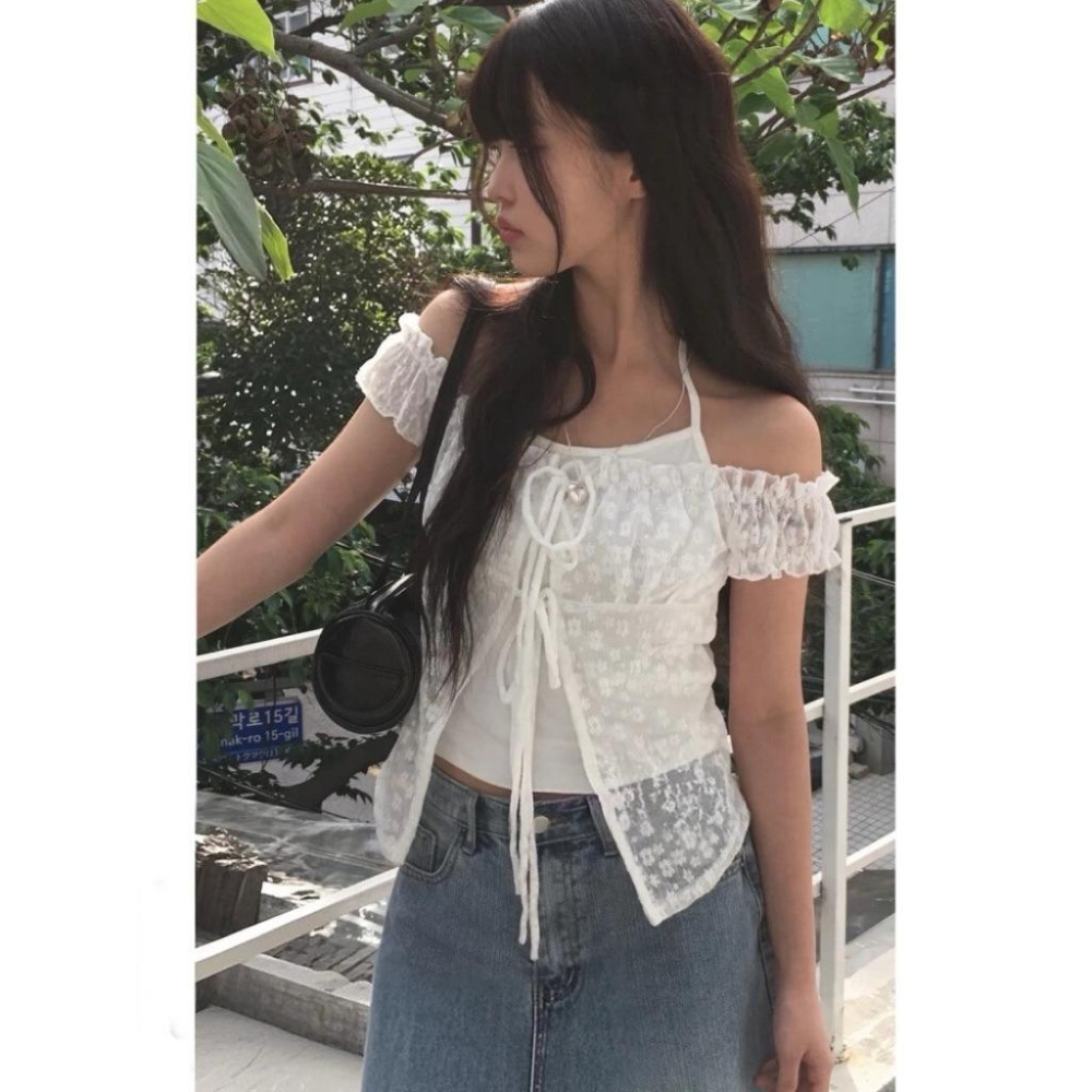 𝑩𝑶𝑾𝑨˚✿˖ 選品｜韓系甜美風 拼接純色蕾絲拼接上衣-細節圖2