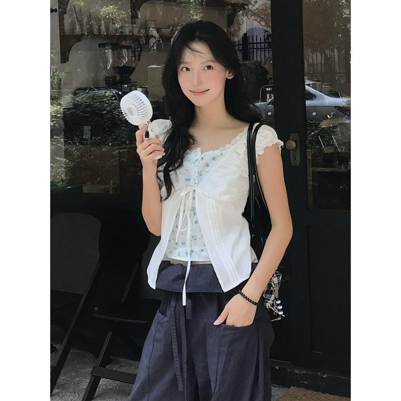 𝑩𝑶𝑾𝑨˚✿˖ 選品｜韓系復古蕾絲碎花上衣-細節圖2