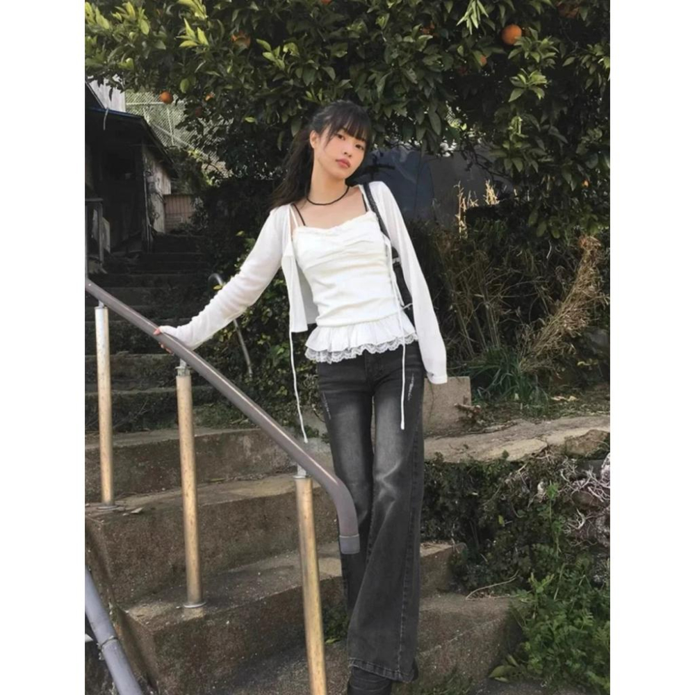 𝑩𝑶𝑾𝑨˚✿˖ 選品｜（1+1）溫柔純慾風吊帶背心蕾絲&罩衫-細節圖2