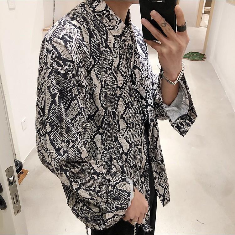 現貨 <蛇紋時裝> 蛇皮 襯衫 歐美風 印花 寬鬆風 潮流 男生襯衫 襯衫 花襯衫 春夏 韓版-細節圖2