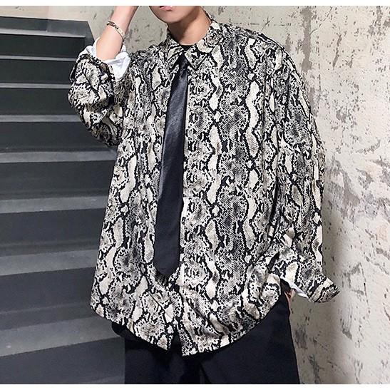 現貨 <蛇紋時裝> 蛇皮 襯衫 歐美風 印花 寬鬆風 潮流 男生襯衫 襯衫 花襯衫 春夏 韓版-細節圖3