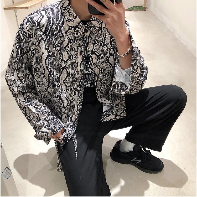 現貨 <蛇紋時裝> 蛇皮 襯衫 歐美風 印花 寬鬆風 潮流 男生襯衫 襯衫 花襯衫 春夏 韓版-細節圖4