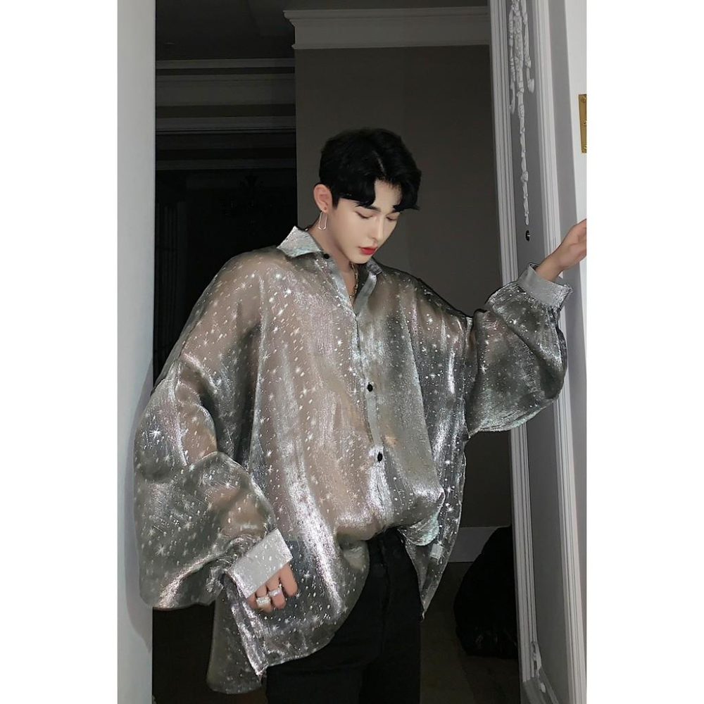 ✨現貨在台<星空設計款> 星空 半透明 防曬 襯衫 歐美風 印花 寬鬆風 潮流 男生襯衫 襯衫 花襯衫 春夏 韓版-細節圖4