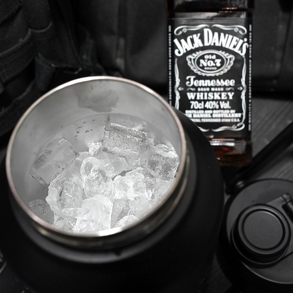 經典酒標保溫瓶保冰桶水壺【BLAC黑客】304不銹鋼雙層真空保冰保溫JACK DANIELS tribute2公升-細節圖4