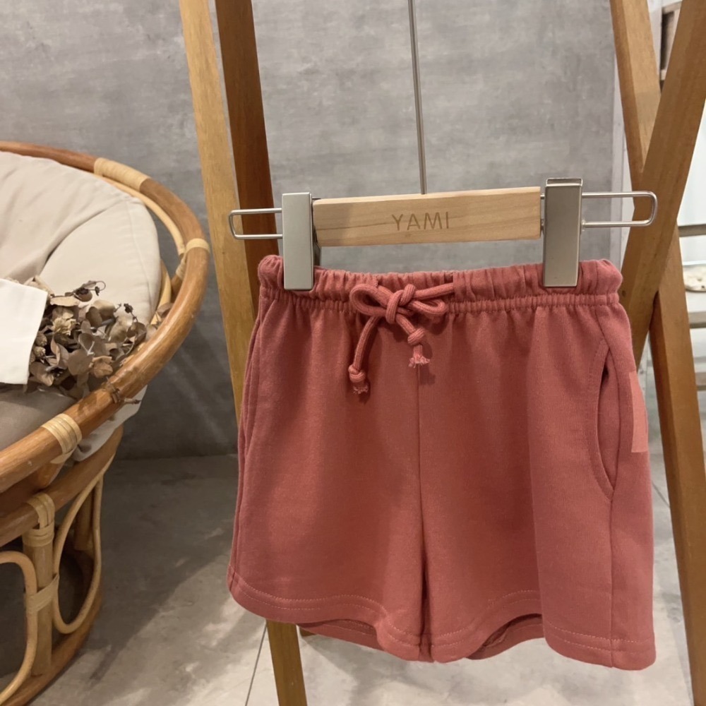 8879 後英文棉短褲 5-15/5折-細節圖2