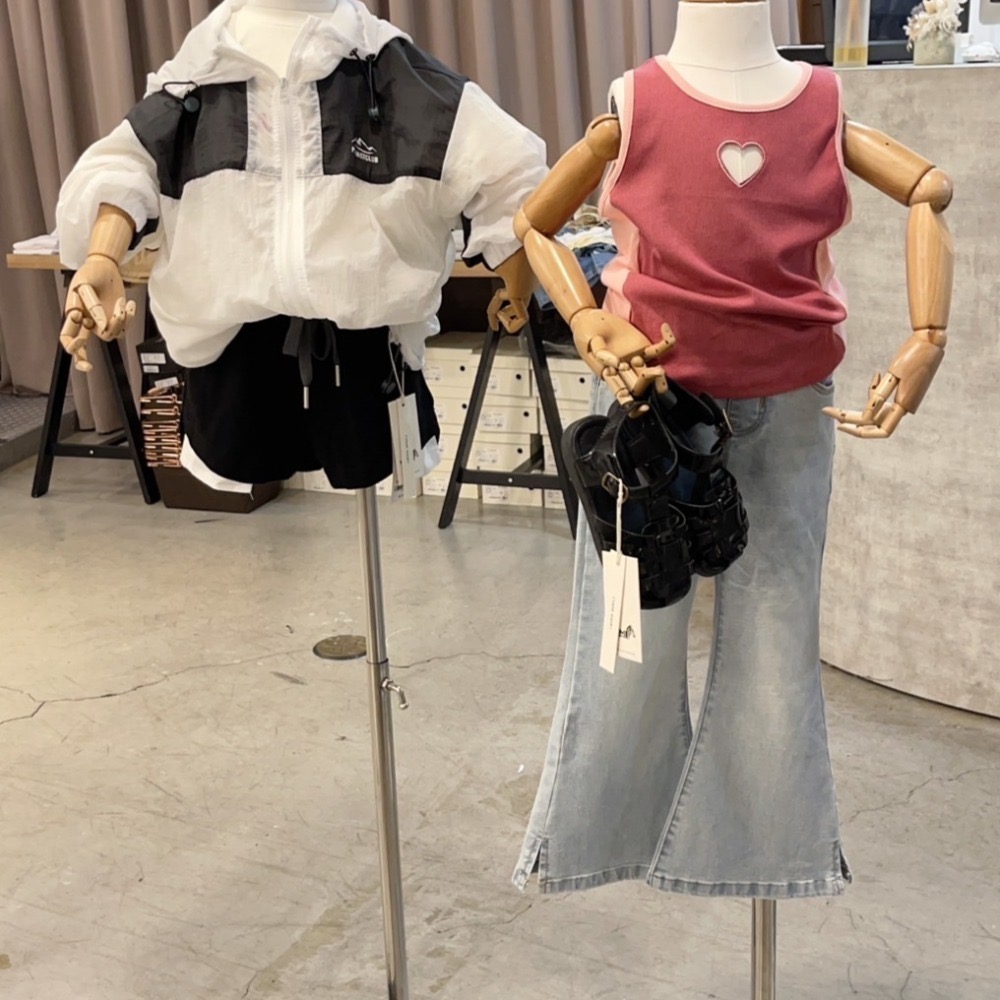 8962大男孩拚色防曬外套110-150/6折-細節圖2