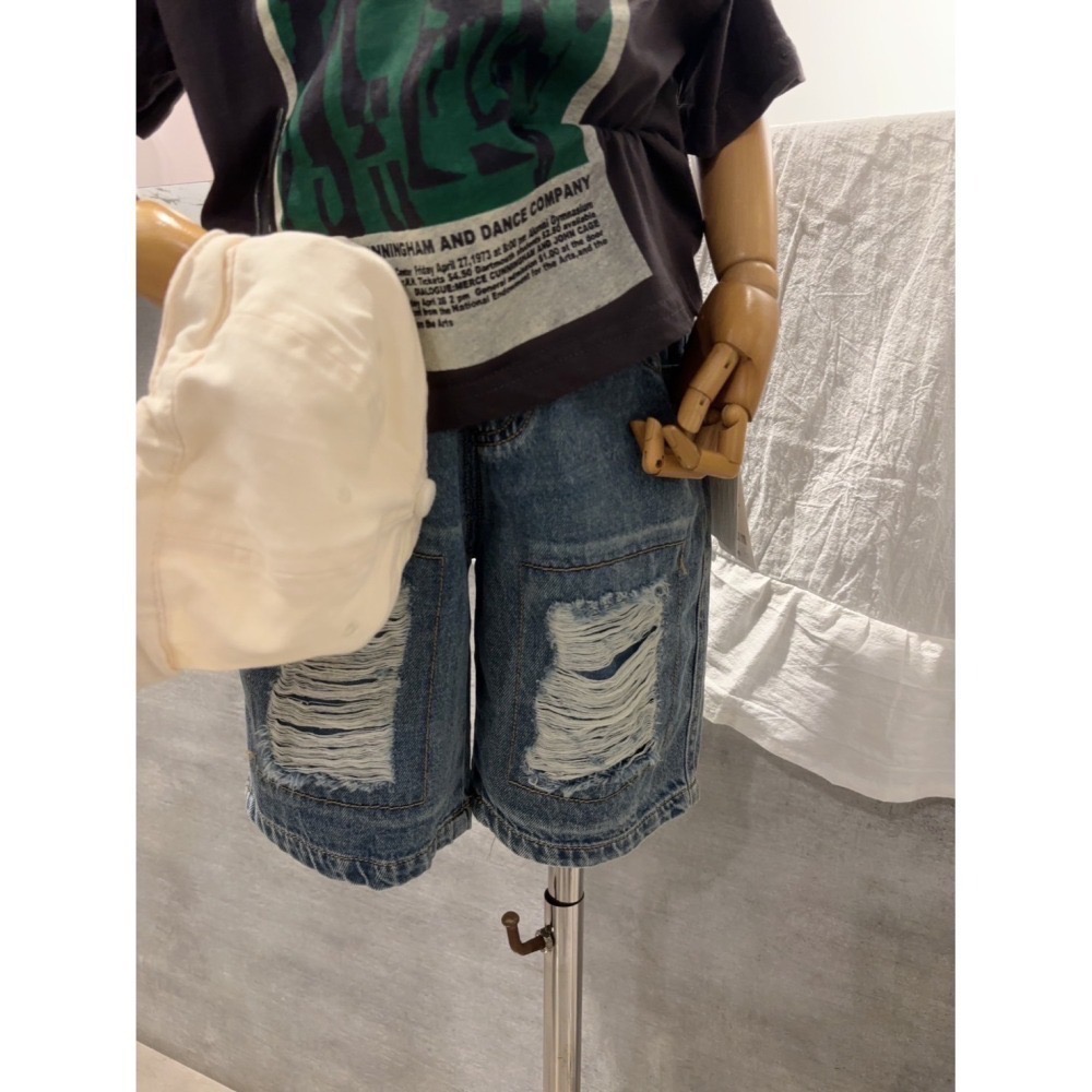 9733 牛仔五分補布破褲 90-130/8折-細節圖2