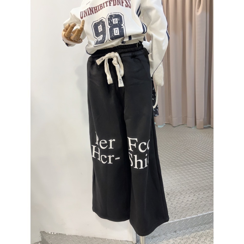 10056大女孩英文棉潮褲130-170-細節圖2