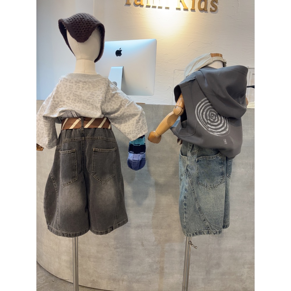 10943大男孩連帽背心-細節圖4