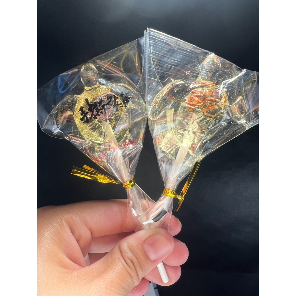 小琉球 代購 手撕魷魚 可愛造型 海龜棒棒糖 原味及梅子口味 甜點/零食/伴手禮-細節圖3