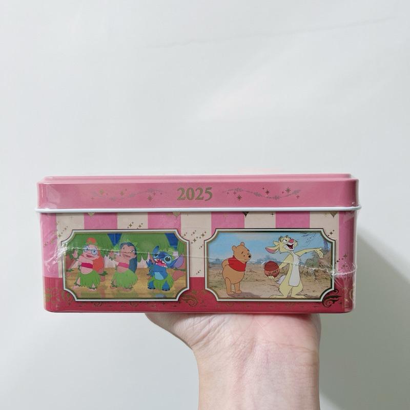 現貨・日本 迪士尼商店 2025 鐵盒 手撕日曆 365日曆 日曆 桌曆 掛曆 小姐與流氓 冰雪奇緣 米奇-細節圖3