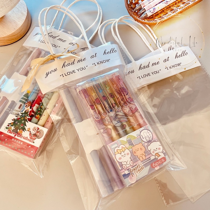 ❤︎台灣現貨❤︎簡約英文透明禮物袋包裝袋 糖果包裝袋 幼稚園禮物包 花束包裝袋 生日禮物包裝 餅乾袋 婚禮小物包裝