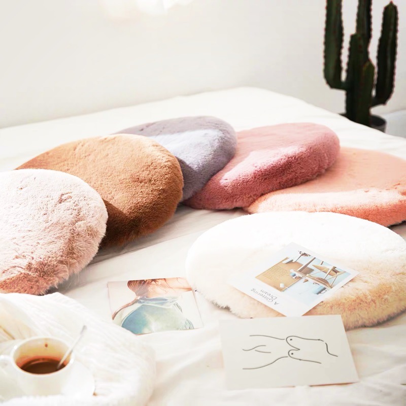 台灣現貨❤︎超柔軟仿兔絨毛記憶棉坐墊 椅墊靠墊 可拆洗坐墊 居家擺設 拍照道具「有感選物」-細節圖2