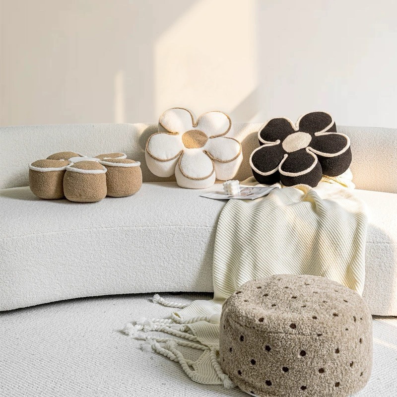 有感選物❤︎台灣現貨 可愛奶油色花朵坐墊 椅墊 抱枕 辦公椅靠背墊-細節圖2