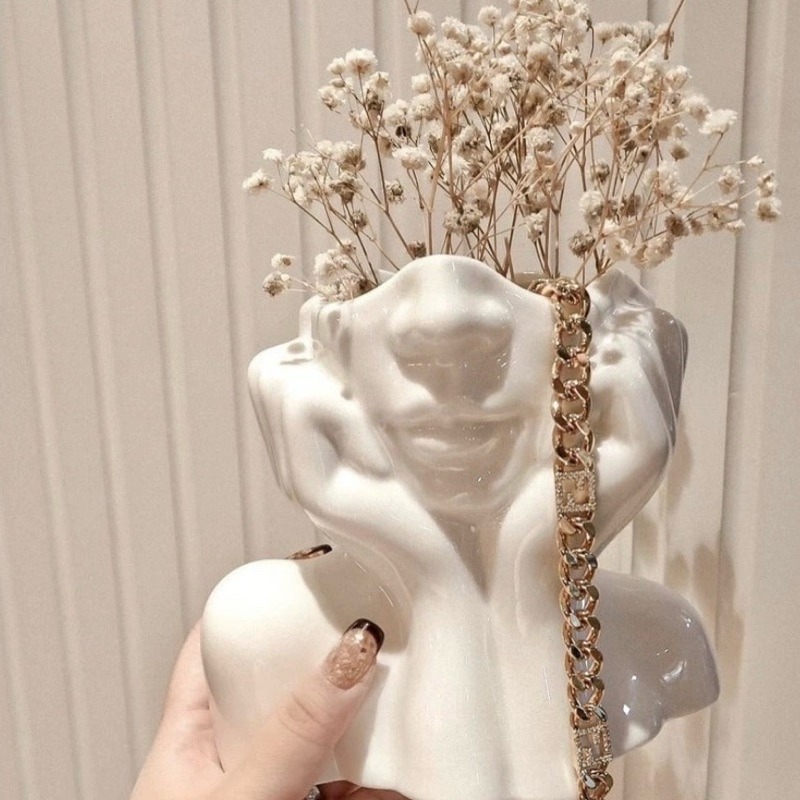 有感選物❤︎台灣現貨 高質感北歐風造型陶瓷花瓶 白色花瓶 插花花瓶 筆筒 居家裝飾-細節圖8