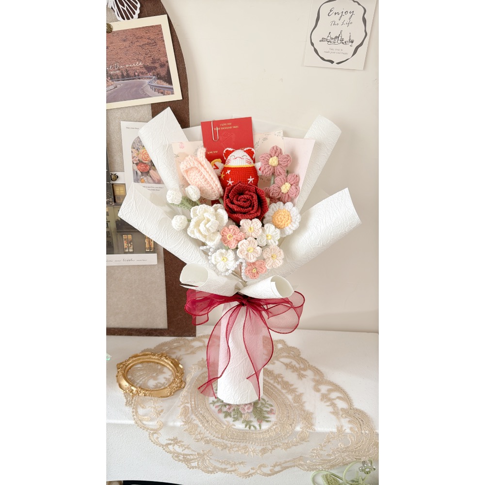 現貨 𓆩♡𓆪 新春/開幕推薦  招財貓 精品玫瑰 勿忘我 雛菊 鬱金香 茉莉 泡芙花花束-細節圖5