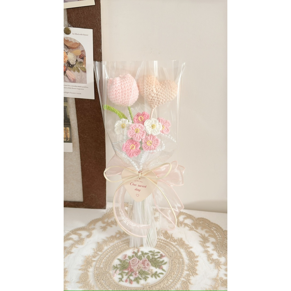 胖胖鬱金香 勿忘我 愛心 花束-細節圖2