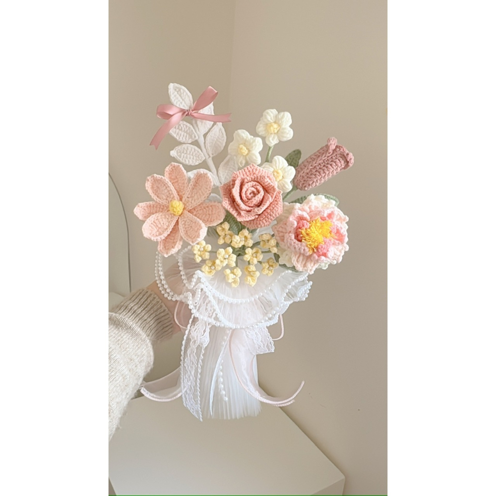 現貨 精品玫瑰 芍藥 珍珠滿天星 大波斯菊 泡芙花 葉子 鬱金香 蓬蓬紗捧花花束-細節圖2