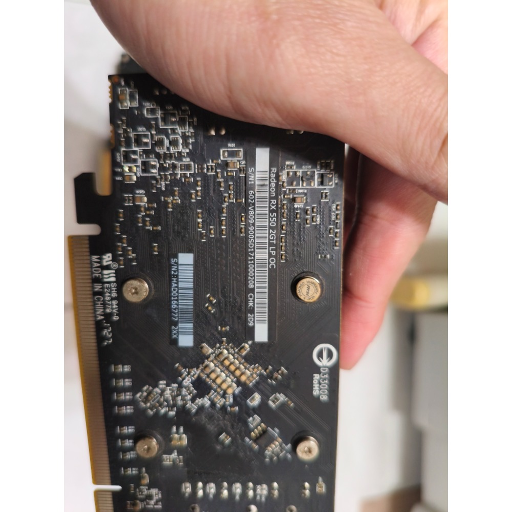 rx550 壞卡一張-細節圖2