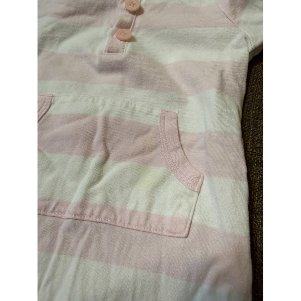 (二手微汙) 美國Old Navy粉色條紋連帽長袖連身衣 (12-18M)-細節圖3