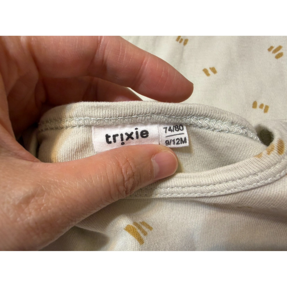 (二手微汙) 比利時Trixie 有機棉短袖包屁衣-檸檬蛋糕 (9-12M/80cm) 男寶 女寶 中性-細節圖3