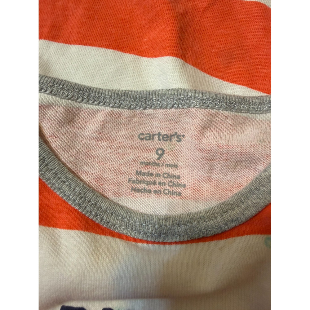 (二手微汙) Carter＇s 橘色條紋背心包屁衣 (9M) 男寶 女寶 中性-細節圖3