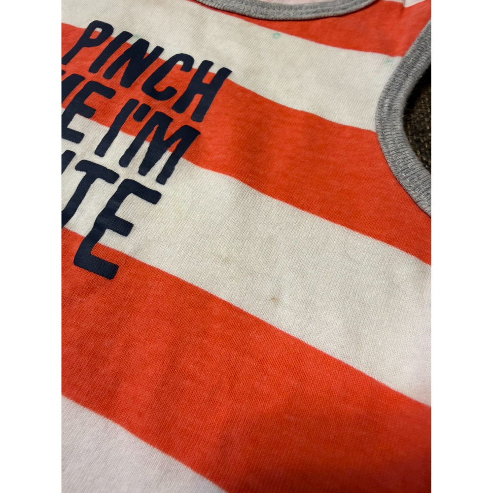 (二手微汙) Carter＇s 橘色條紋背心包屁衣 (9M) 男寶 女寶 中性-細節圖5