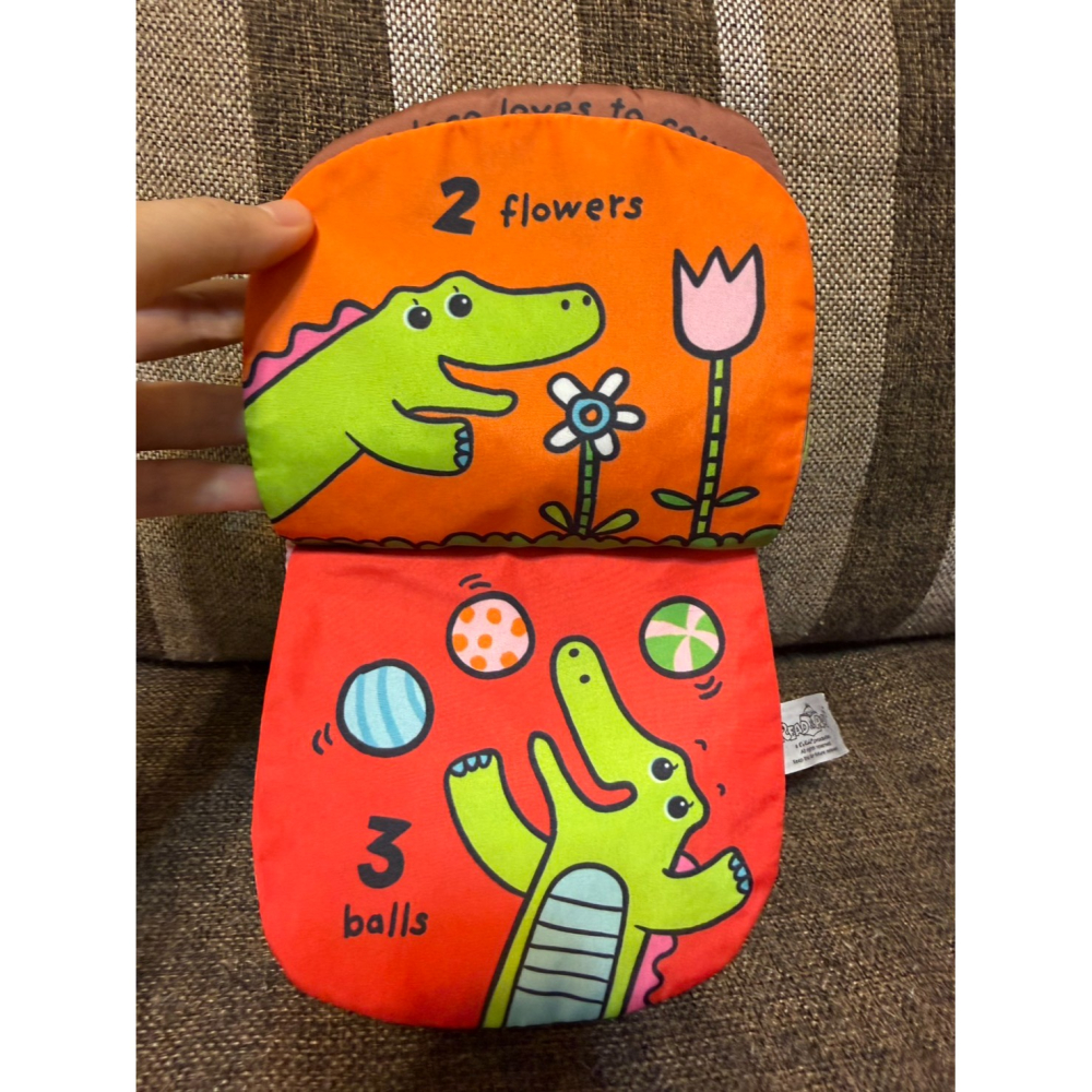 (二手) READ&PLAY Counting Fun 數數樂 (6M+) 布書 嬰幼兒玩具-細節圖3