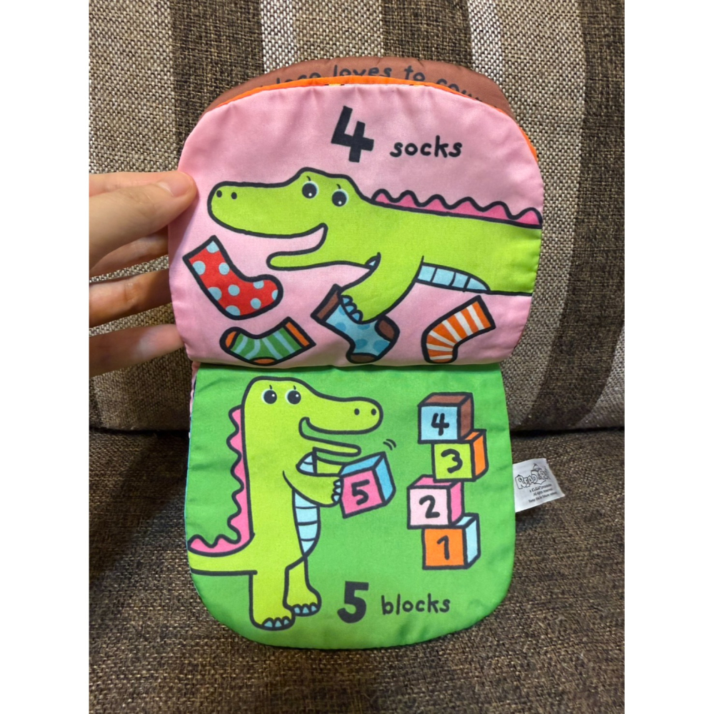(二手) READ&PLAY Counting Fun 數數樂 (6M+) 布書 嬰幼兒玩具-細節圖4