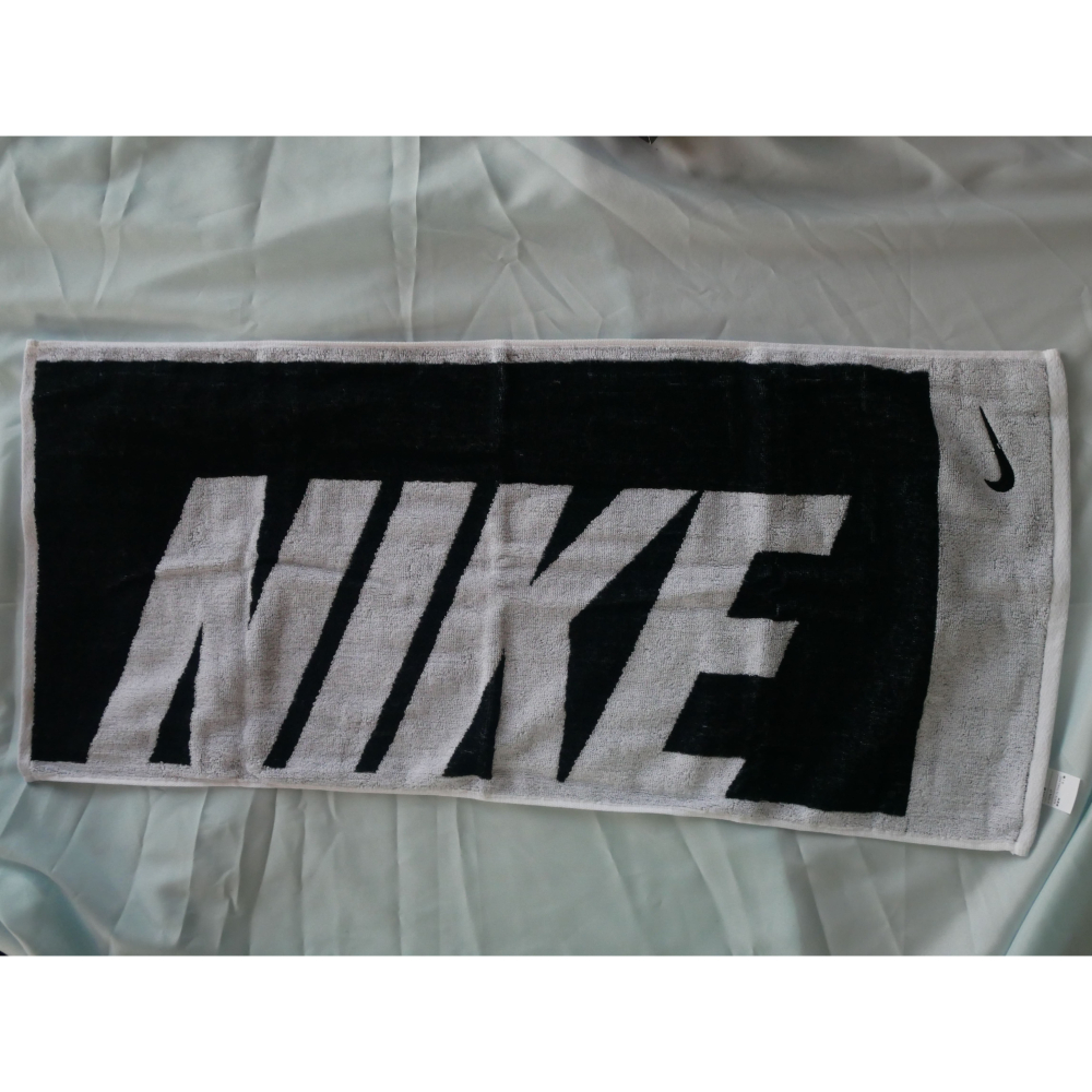 現貨✅NIKE 緹花盒裝長型毛巾(中) 登山健身慢跑夜跑馬拉松健行爬山露營運動戶外純棉吸汗-細節圖2
