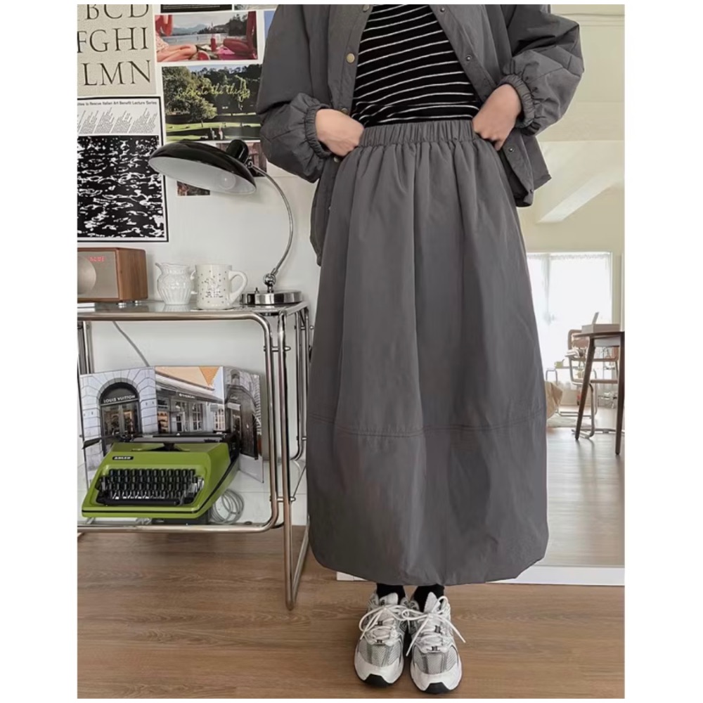 （轉賣）貓咪曬月亮-無領壓釦鋪棉外套長裙套裝-細節圖3