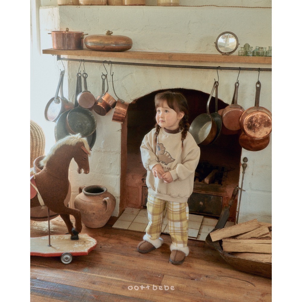 上衣｜oottbebe 공룡맨투맨-細節圖5