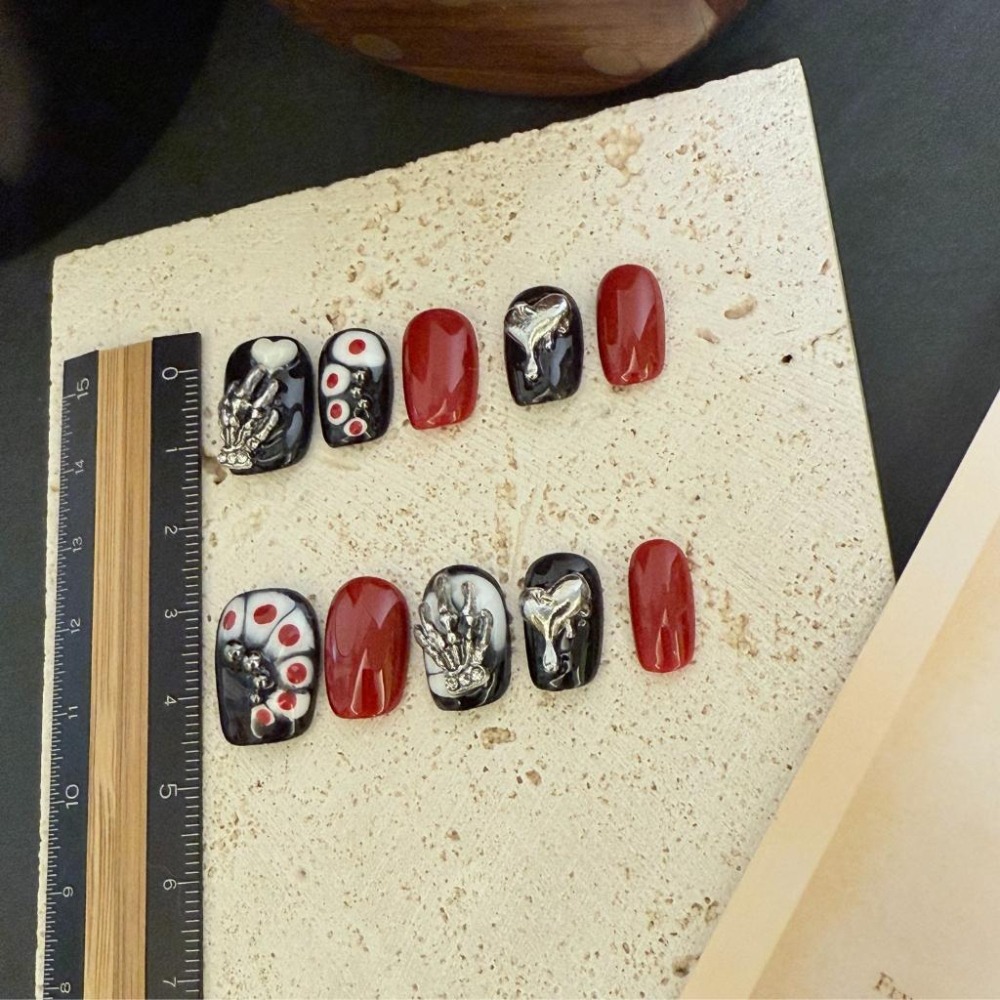 設計款穿戴甲 指甲片 美甲片 可卸除 附工具包 收納盒 果凍膠 手工 台灣製作 暗黑 小眾 手繪 愛心 短甲 金屬-細節圖3