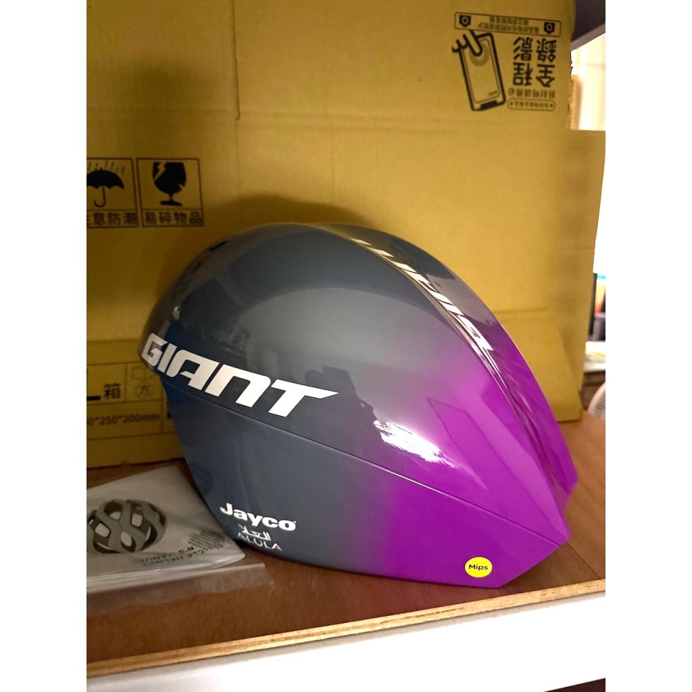 Giant Rivet MIPS 空力安全帽 車隊版 亞洲頭型 附風鏡 適合計時賽 鐵人三項 特價優惠只有一頂/M-細節圖9