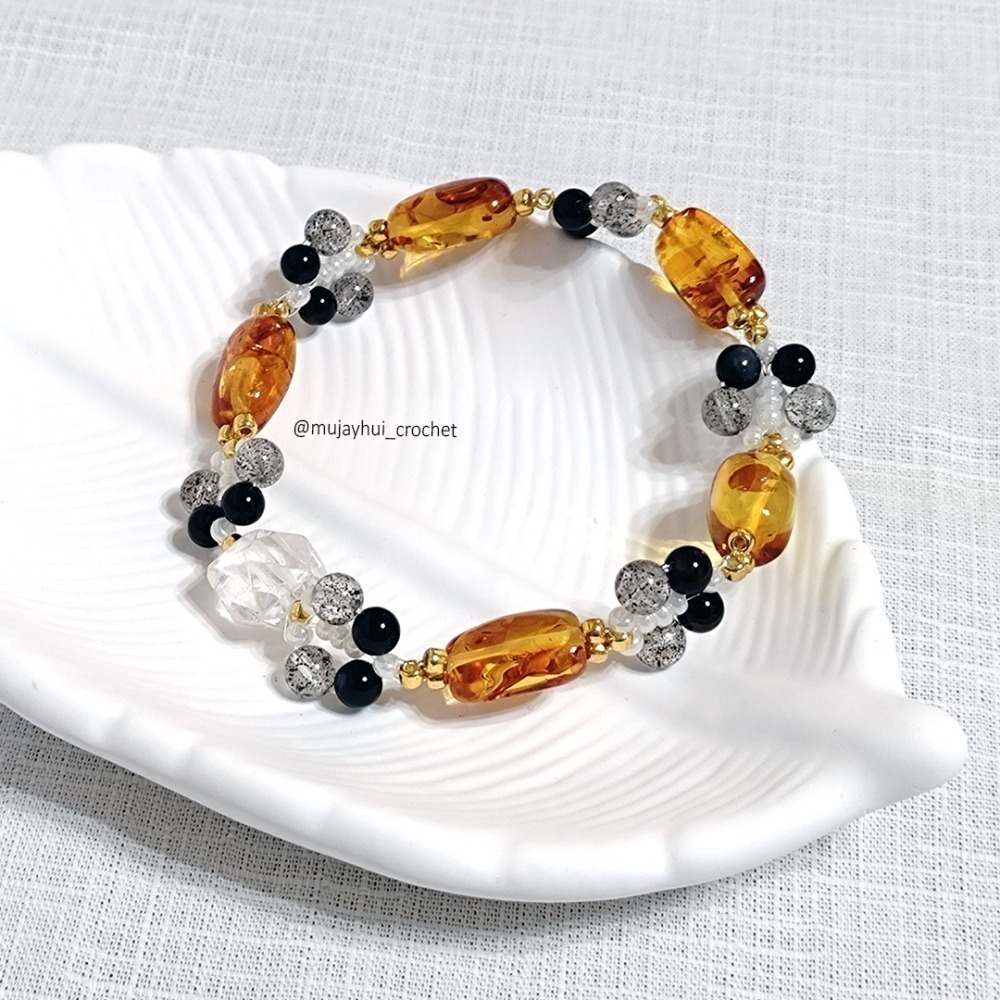 mujayhui 母姐會 ✤ 翩翩 ✤ 花珀(琥珀)編織手鍊-細節圖2