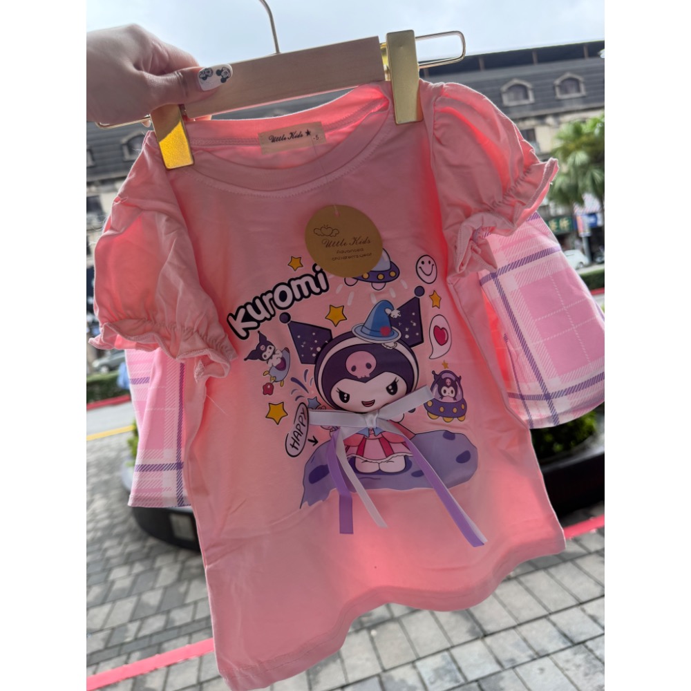 【奶油小熊童裝🧸】現貨｜台灣製 夏季庫洛米套裝粉色（上衣+裙子 有安全褲）尺碼5-19-細節圖3