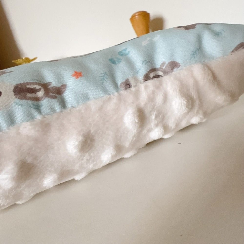 歡樂水獺 嬰兒禮物 六層紗領兜+蝴蝶枕-細節圖3