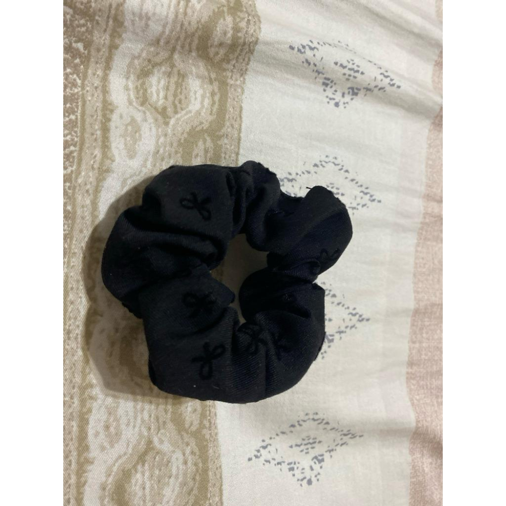 小鴨優品《 髮飾》ins風韓版蝴蝶結少女元素大腸髮圈-細節圖3